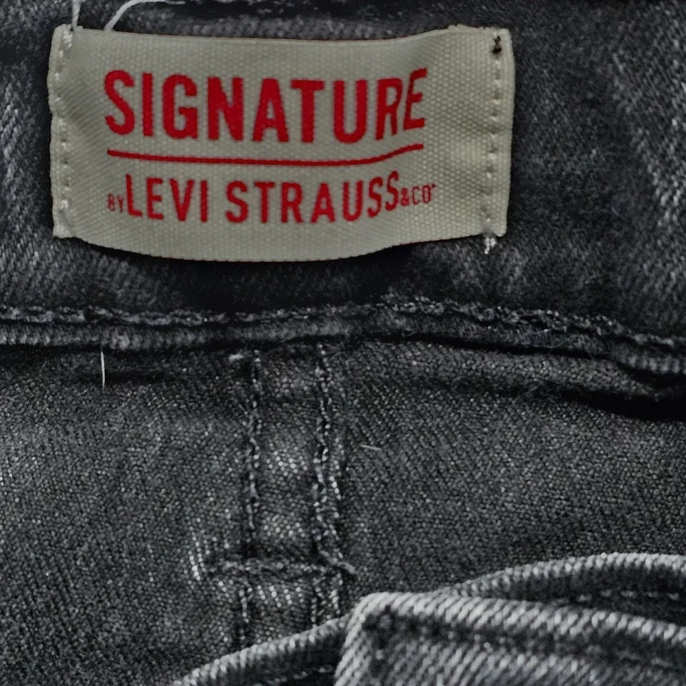 Signature by Levi Strauss & Co. Men's Black Denim‎ Shorts Size 42 Regular Fit